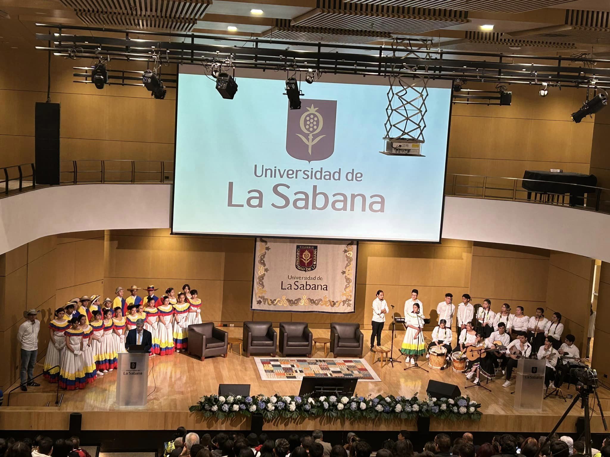 Participación del Liceo LUNITA de CHIA en el Foro Internacional de Movilidad